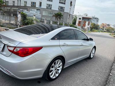 Hyundai Sonata cọp  2012 2.0 AT - 75000 km. Mua bán Ô tô tại Quận Gò Vấp Tp Hồ Chí Minh được đăng bởi thiên phú