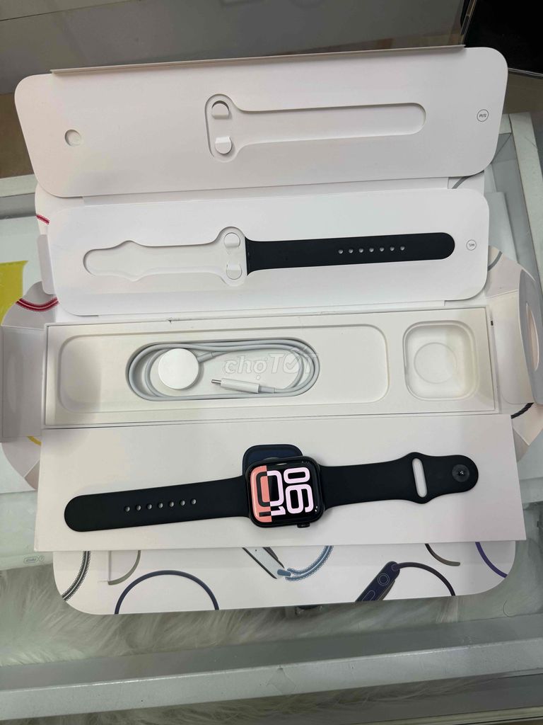 bán đh apple watch sr8:45 Đen vna pin pin 100%