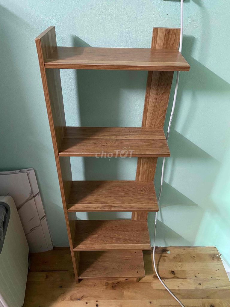 Kệ sách 5 tầng 149k. Mua bán Tủ, kệ gia đình tại Quận Bình Thuỷ Cần Thơ được đăng bởi Đoan thuy hình 1
