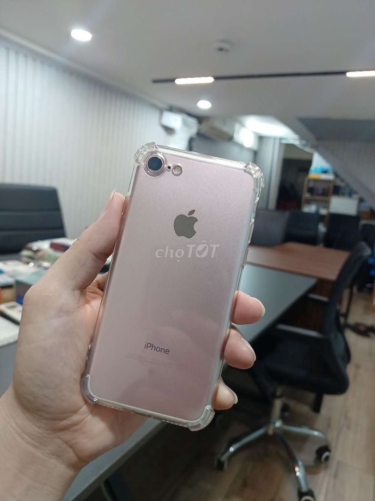 iPhone 7 Nguyên zin Pin xịn 100% rất bền. Mua bán Điện thoại tại Quận Tân Bình Tp Hồ Chí Minh được đăng bởi Tâm Ngô hình 1