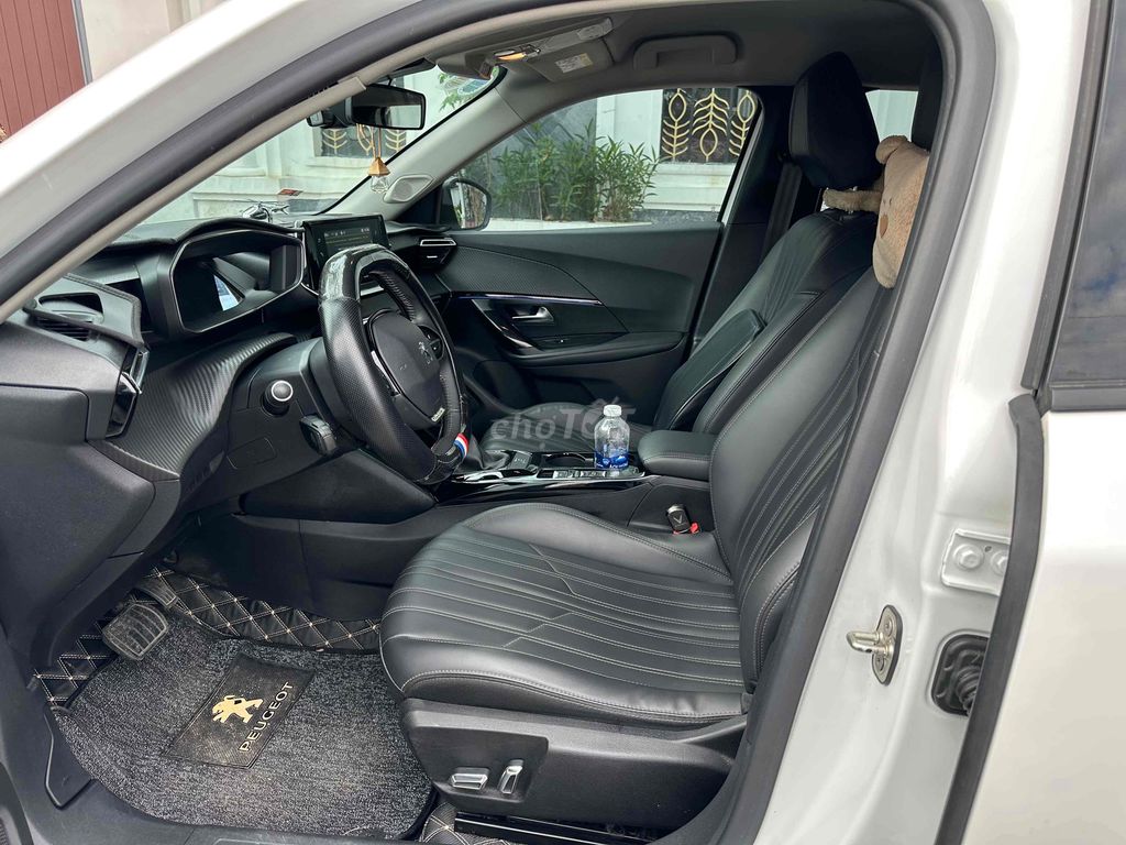 Peugeot 2008 GT Line 3,7v km sx 2022. Mua bán Ô tô tại Quận Cẩm Lệ Đà Nẵng được đăng bởi vinh hình 6