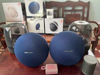 HK Aura 4, Onyx 4/8/9. Mua bán Tivi, Âm thanh tại Thành phố Vũng Tàu Bà Rịa - Vũng Tàu được đăng bởi Hieu Minh Nguyen