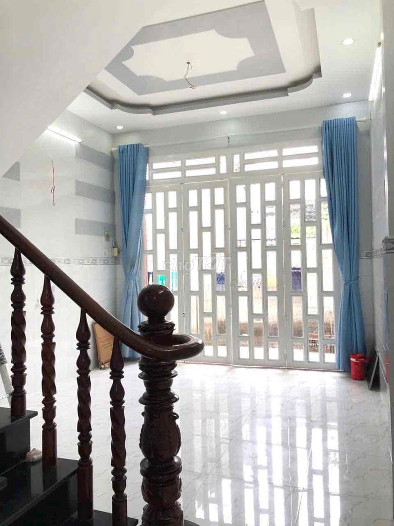Nhà Bán Phú Định giáp Q6 ,Sổ Hồng hoàn công đủ, BTCT,cách MT 50m