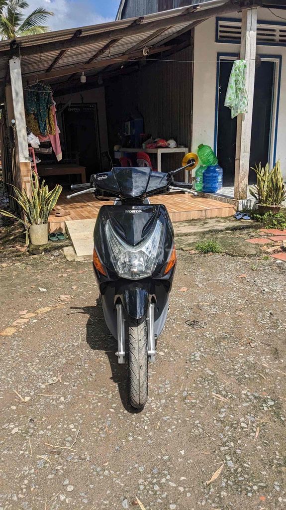 Bán Xe Click Màu Đen Đẹp Lắm. Mua bán Xe máy tại Huyện Thới Lai Cần Thơ được đăng bởi Tuấn Kiệt hình 1