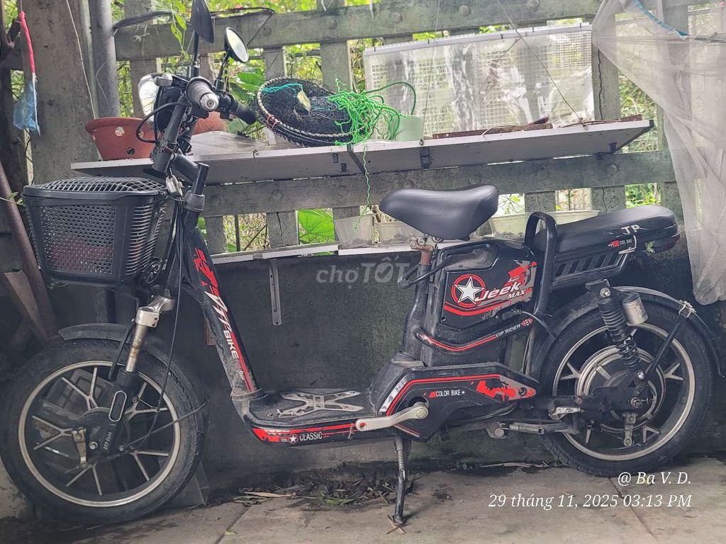 Xe đạp điện màu Đen Đã sử dụng. Mua bán Xe điện tại Thành phố Huế Thừa Thiên Huế được đăng bởi Võ Ba hình 2