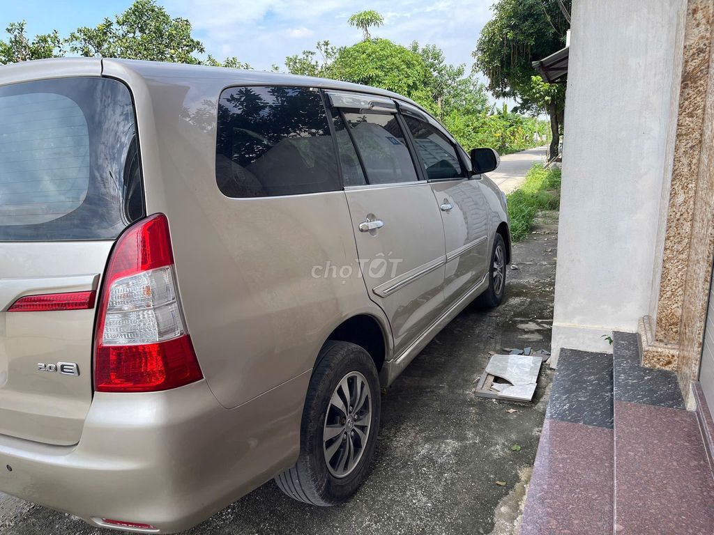 Toyota Innova 2016 2.0E - 110000 km. Mua bán Ô tô tại Quận Nam Từ Liêm Hà Nội được đăng bởi Nguyễn Hà Linh  hình 2