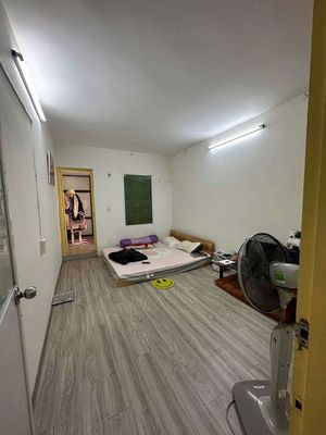 Căn hộ 50 m² · 2 PN · Phố Láng Hạ