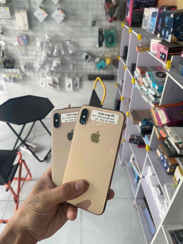 Apple iPhone XS 64GB màu vàng. Mua bán Điện thoại tại Thị xã Bến Cát Bình Dương được đăng bởi Xuân Long  hình 1