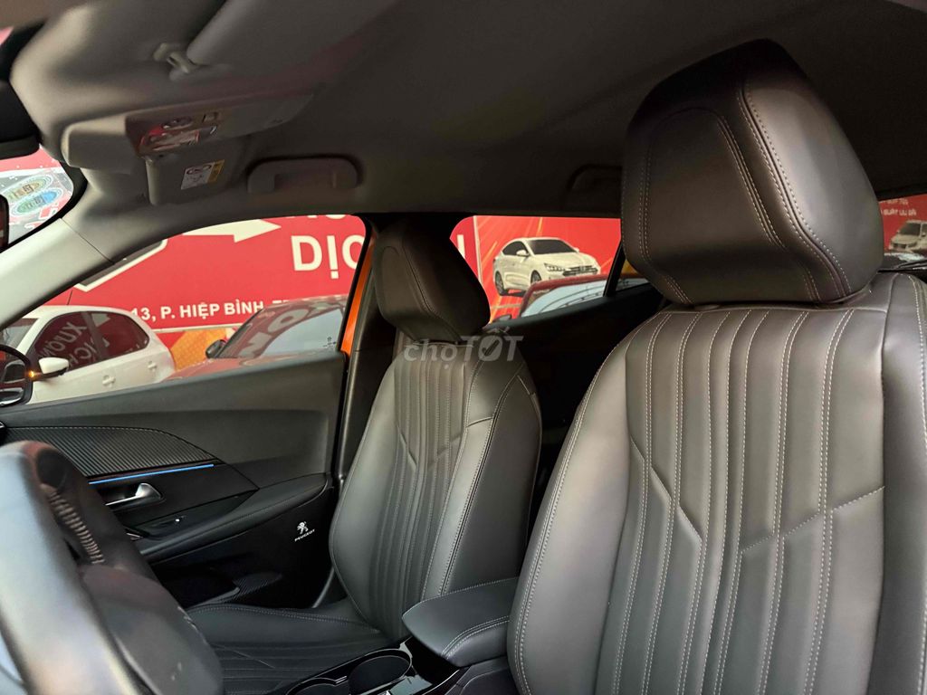 Peugeot 2008 2021 GT Line 1.2 AT odo 34000 km. Mua bán Ô tô tại Thành phố Thủ Đức Tp Hồ Chí Minh được đăng bởi FASTCARS THÁI Ô TÔ CŨ  hình 14