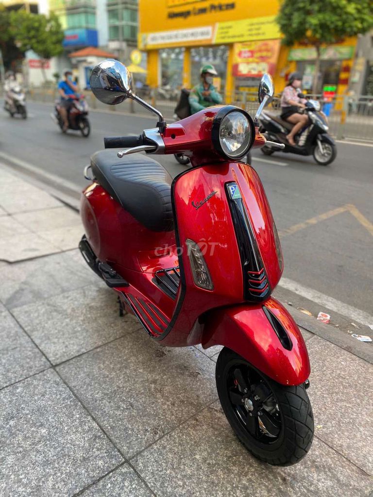 Vespa Primavera 2016 mới 90% bstp chính chủ