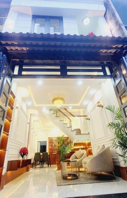 Аренда · 3 комн. · 75 м² · Quận 8, ул. Đường Dạ Nam