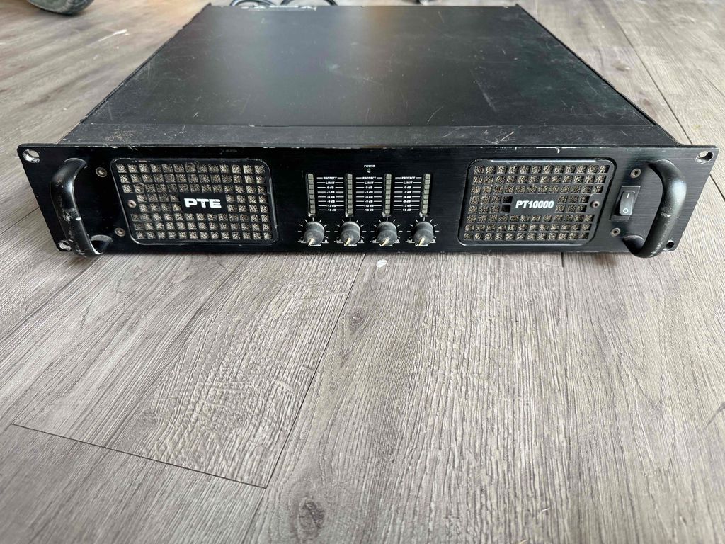 Cục đẩy PTE PT10000 4 kênh Đen. Mua bán Tivi, Âm thanh tại Huyện Gò Dầu Tây Ninh được đăng bởi Trung Thanh hình 1