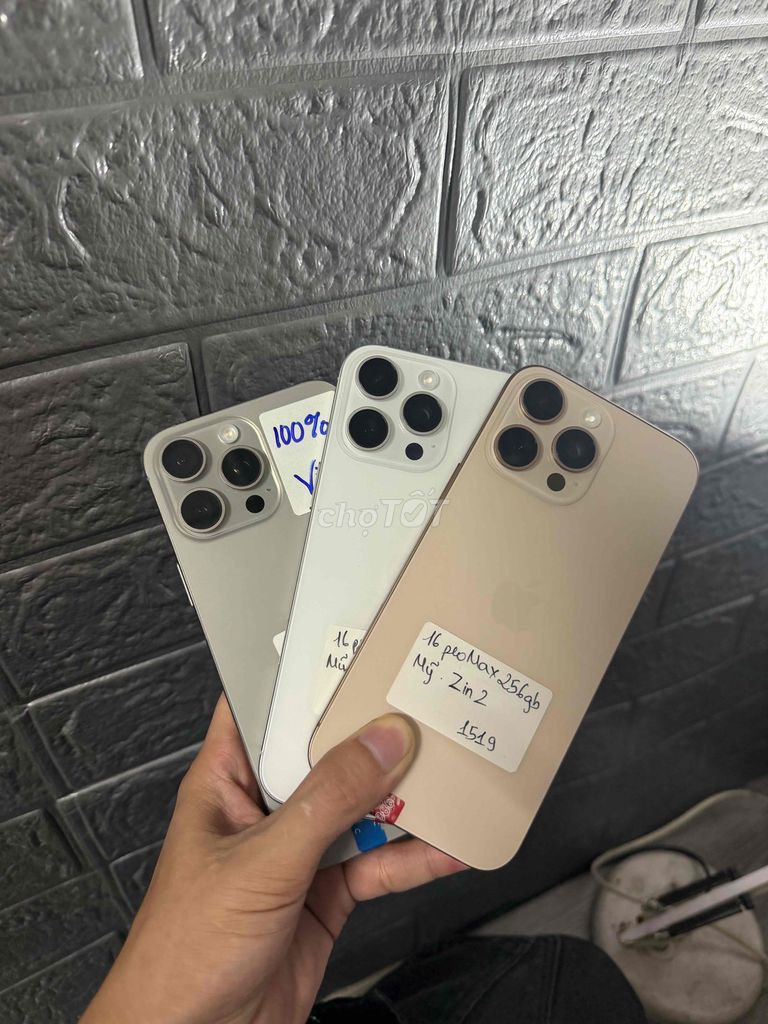 Apple iPhone 16 Pro Max 256GB Nhiều màu Like New. Mua bán Điện thoại tại Quận Hải Châu Đà Nẵng được đăng bởi Hoàng Táo 273 Nguyễn Hoàng hình 1