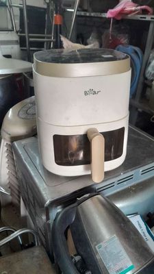 Nồi chiên ko dầu điện tử hiệu Baar, còn mới,