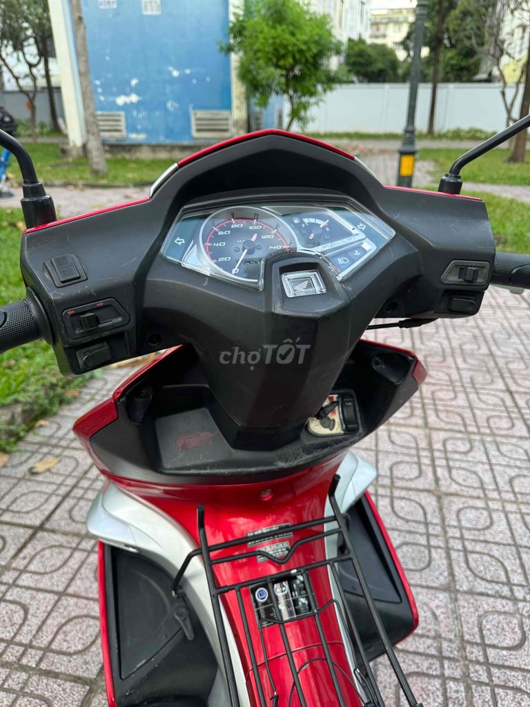 Honda Air Blade 2010 Bs Thành Phố Zin Đẹp. Mua bán Xe máy tại Quận Gò Vấp Tp Hồ Chí Minh được đăng bởi Cầm Đồ Cường Phát hình 10