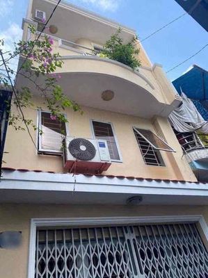 Nhà phố 35 m² · 5 PN · Đường Lê Quang Định