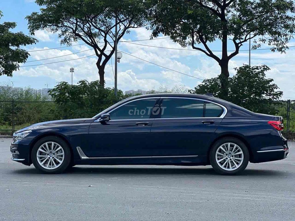 BMW 730Li sx 2018 màu xanh nhập Đức siêu đẹp. Mua bán Ô tô tại Quận Cầu Giấy Hà Nội được đăng bởi Cao Quý hình 2