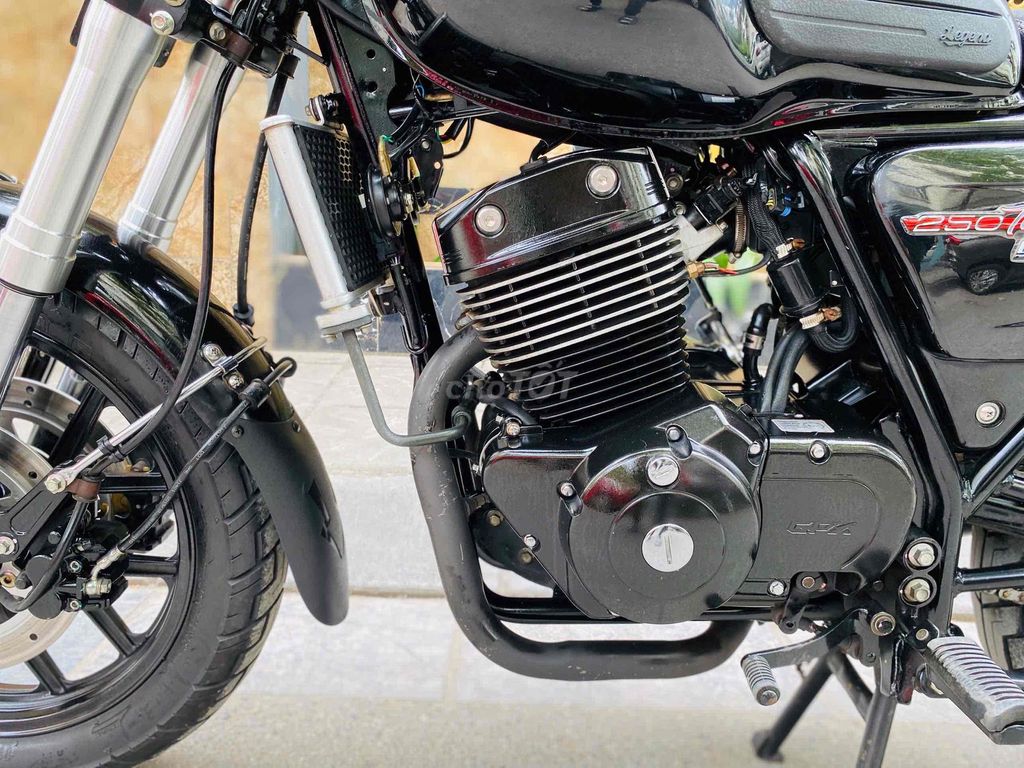 GPX TWIN 250cc FI xe lướt mới keng biển thành phố. Mua bán Xe máy tại Quận Cầu Giấy Hà Nội được đăng bởi Tong motor xe may hình 6