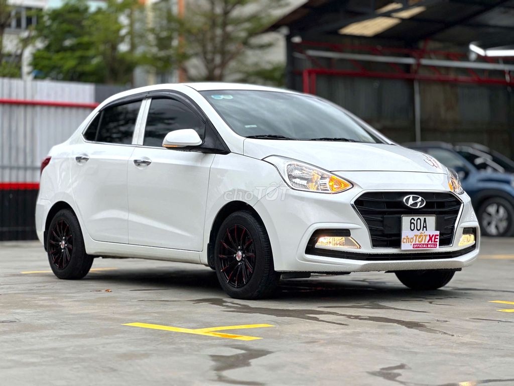 SIÊU CỌP Hyundai i10 1.2MT Sedan 2020 19,000km Zin