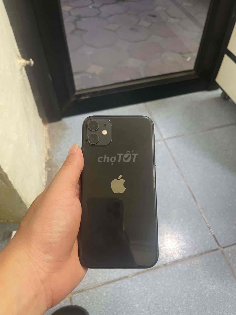 Apple iPhone 11 128GB Đen. Mua bán Điện thoại tại Quận Nam Từ Liêm Hà Nội được đăng bởi Bùi Thơm hình 1