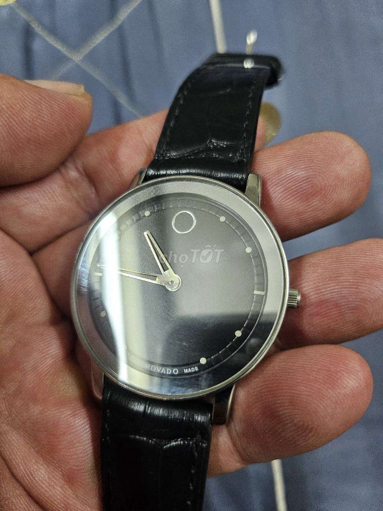 Đồng hồ Movado Quartz 42mm Đen Nam. Mua bán Đồng hồ tại Quận Thanh Xuân Hà Nội được đăng bởi Tuấn Anh hình 1
