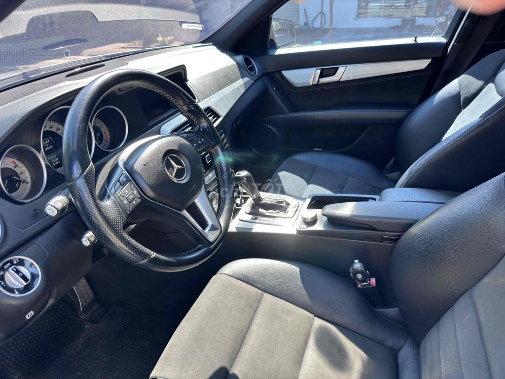 E cần bán Mercedes C200 Edition sx 2013 máy 1.8. Mua bán Ô tô tại Thị xã Kinh Môn Hải Dương được đăng bởi Dũng BMW hình 5