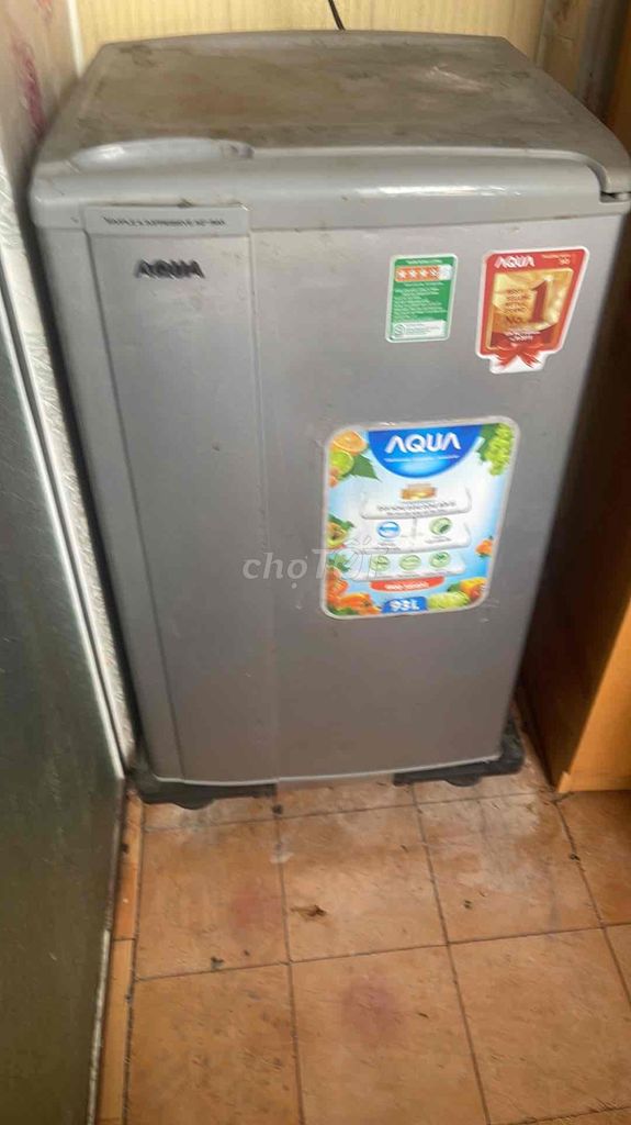 Tủ lạnh Aqua 93L Xám. Mua bán Tủ lạnh tại Quận Ngô Quyền Hải Phòng được đăng bởi Nhung Lee hình 1