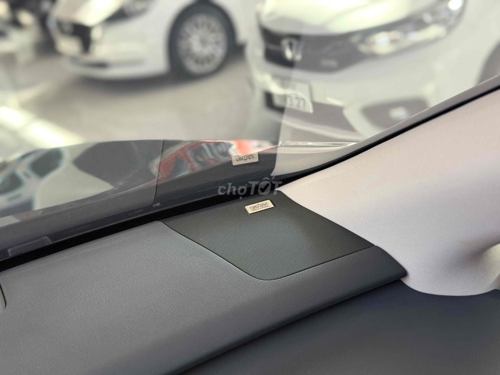 Lexus RX 2021 350 - 11000 km. Mua bán Ô tô tại Thành phố Thủ Đức Tp Hồ Chí Minh được đăng bởi Ý Auto Toàn Trung hình 13