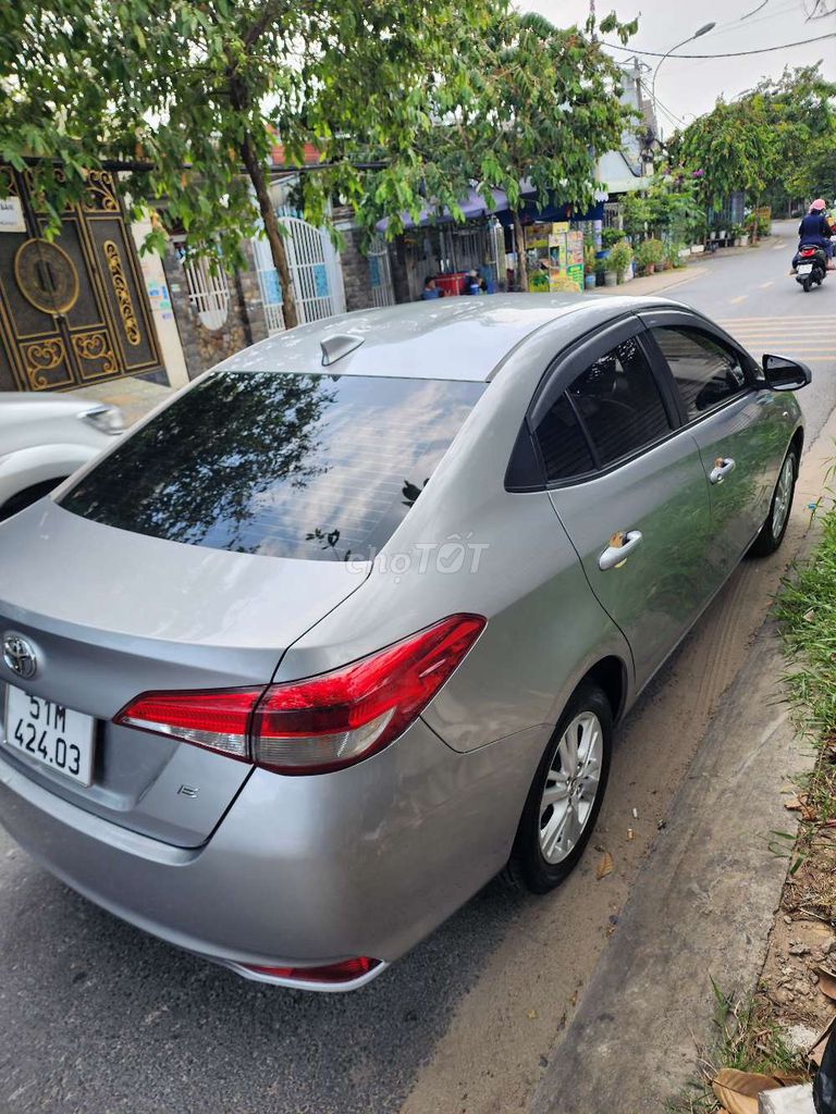 Toyota Vios 2019 механическая серебристый