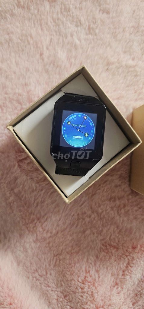 Đồng hồ thông minh Bluetooth Đen có sử dụng sim. Mua bán Thiết bị đeo thông minh tại Quận Phú Nhuận Tp Hồ Chí Minh được đăng bởi Dương Mộng Tú hình 1