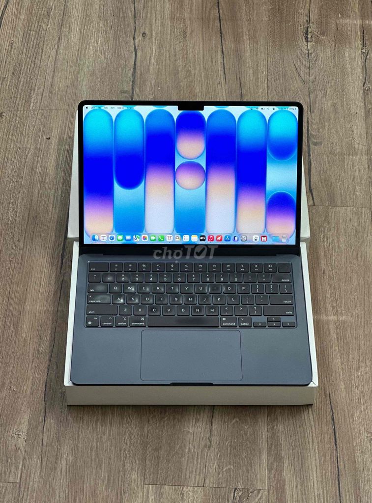Macbook air M3 13' Midnight Ram 16GB / Ssd 256GB. Mua bán Laptop tại Quận 10 Tp Hồ Chí Minh được đăng bởi APPLE 2HAND hình 1