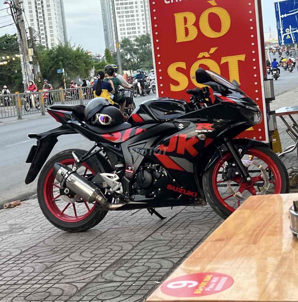 Cần bán lấy vợ GSX-R150 2020 Đen đỏ biển SG. Mua bán Xe máy tại Quận 8 Tp Hồ Chí Minh được đăng bởi Vinh auto hình 4