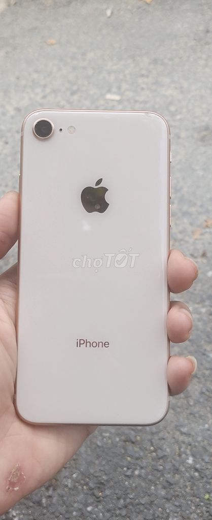 Apple iPhone 8 64GB Vàng hồng Nguyên zin. Mua bán Điện thoại tại Quận Liên Chiểu Đà Nẵng được đăng bởi Long hình 1