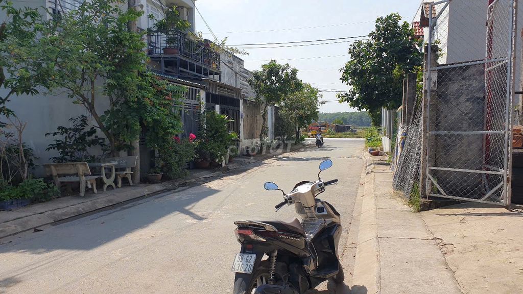 Đất thổ cư 5m*18m, đường nhựa 8m, gần trường Bùi Văn Ngữ-Bà Điểm-H.Môn. Mua bán Đất tại Huyện Hóc Môn Tp Hồ Chí Minh được đăng bởi Anh Thanh Chợ Địa Ốc hình 3