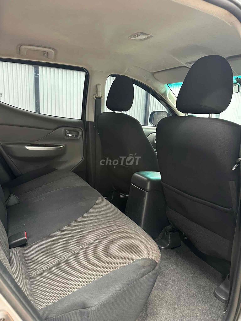 Mitsubishi Triton 2017 MT 2 cầu. Mua bán Ô tô tại Thành phố Buôn Ma Thuột Đắk Lắk được đăng bởi Hiếu Đắk Lắk hình 17