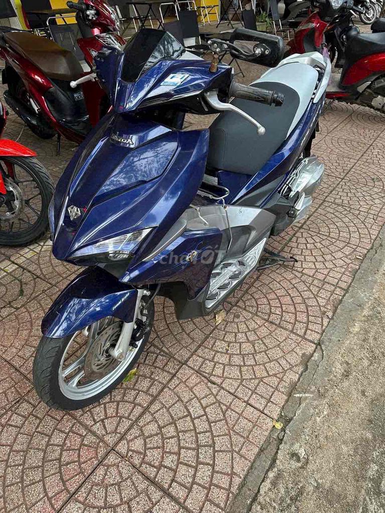 honda Airbalde Fi xanh - xe phố. Mua bán Xe máy tại Thành phố Buôn Ma Thuột Đắk Lắk được đăng bởi cầm đồ nguyễn phương hình 1