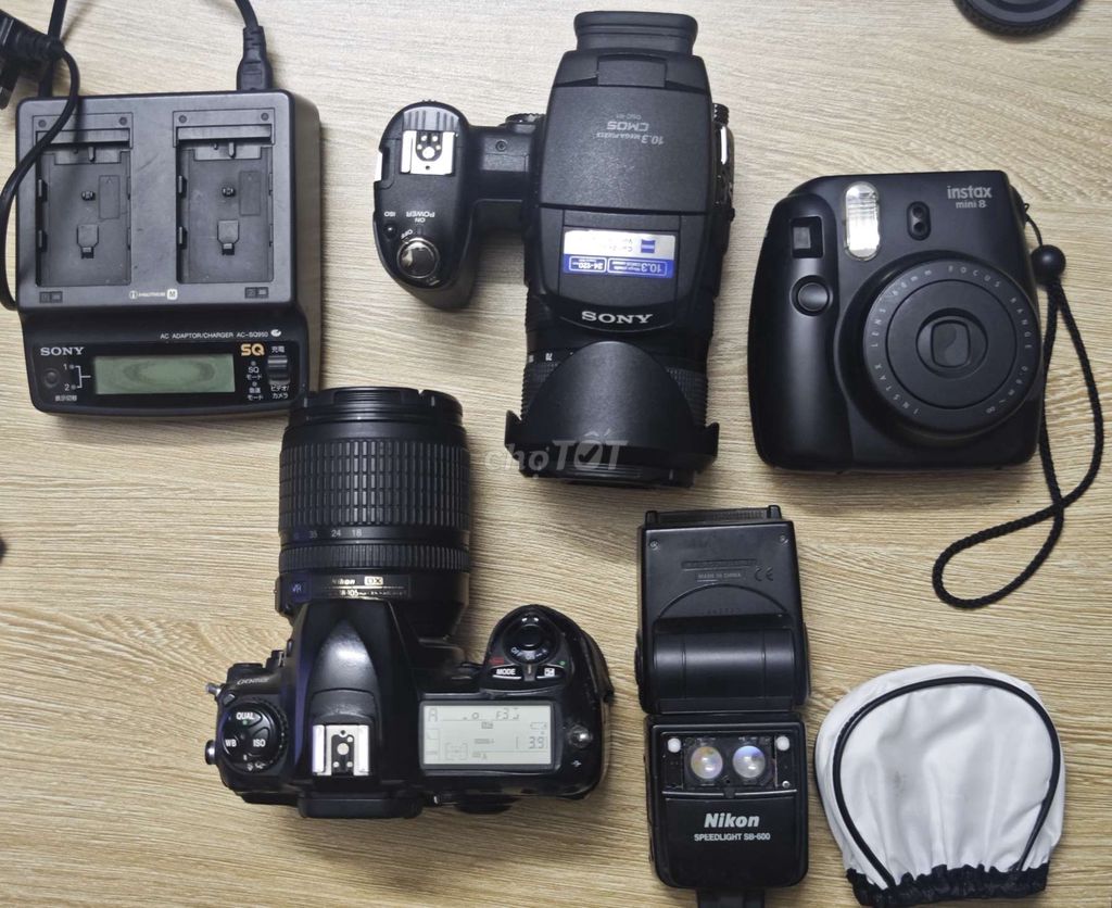 Máy ảnh Nikon D200 Đen. Mua bán Máy ảnh, Máy quay tại Quận Bình Thạnh Tp Hồ Chí Minh được đăng bởi na bi hình 1