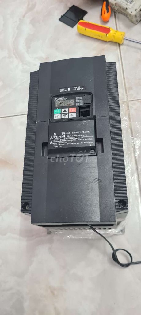 Biến tần 1 ra 3pha 220 380v nhiều loại