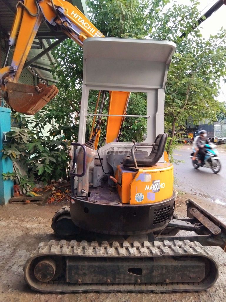 Xe đào hitachi ex20 gào 0.1