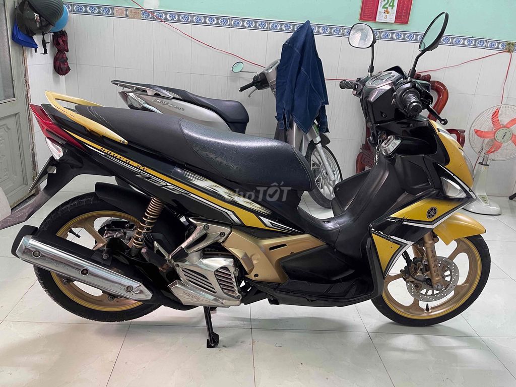 Yamaha nouvo 4 RC 2011. Mua bán Xe máy tại Quận 6 Tp Hồ Chí Minh được đăng bởi a tỷ hình 3