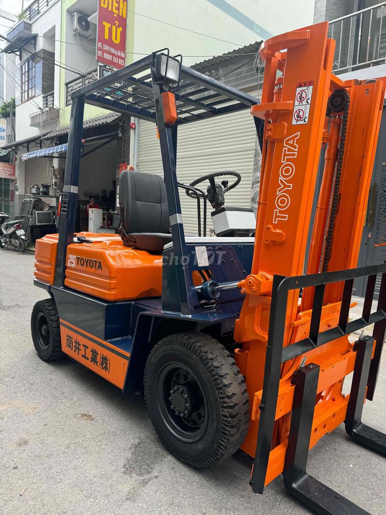 Xe nâng Toyota 2.5 Tấn Dầu. Mua bán Phương tiện khác tại Thành phố Thủ Đức Tp Hồ Chí Minh được đăng bởi Quốc Thanh hình 2