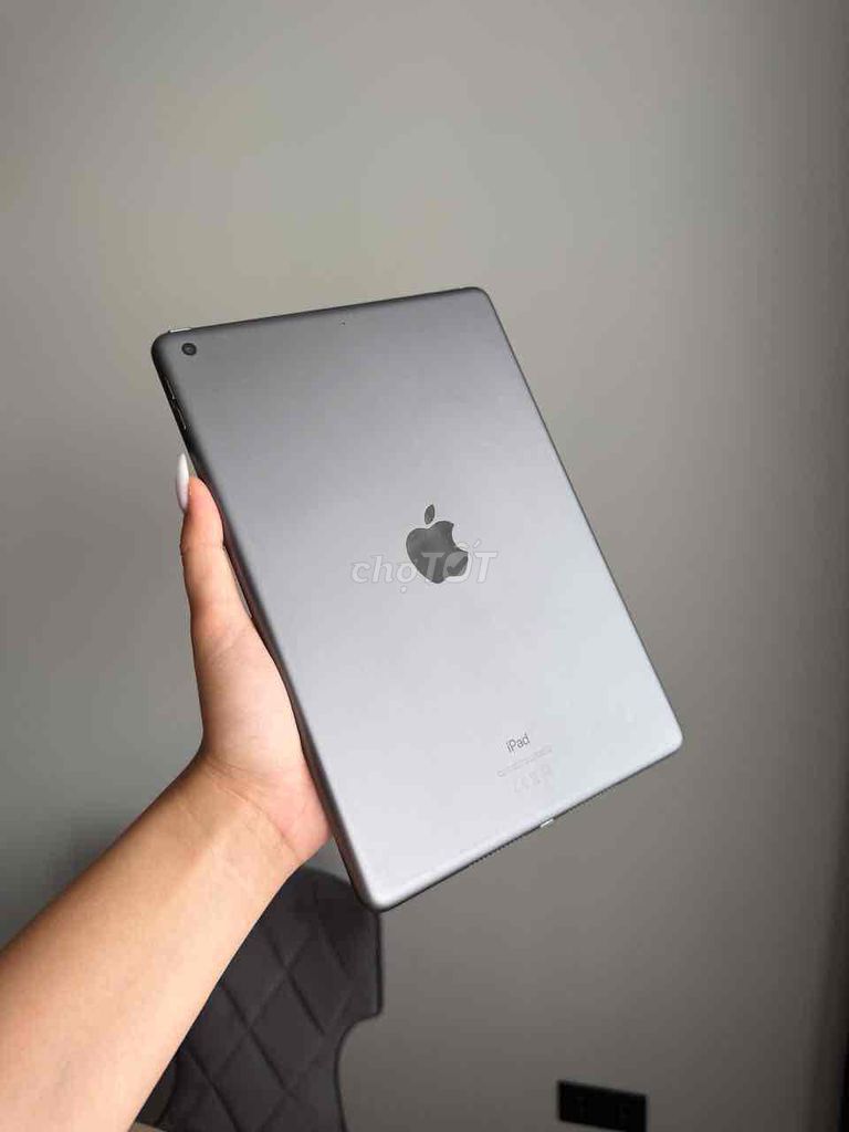 Apple iPad Gen 9 64GB Xám. Mua bán Máy tính bảng tại Quận Sơn Trà Đà Nẵng được đăng bởi Mykhailo Roianov hình 1