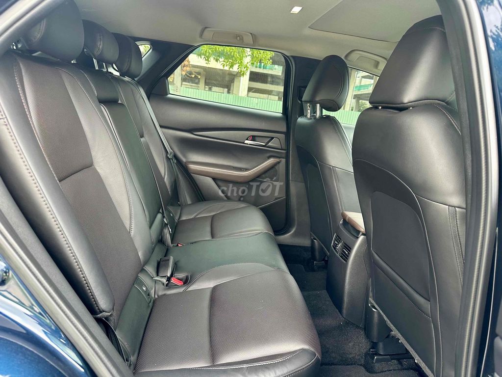 Mazda CX-30 2022 Premium 2.0 AT - 23000 km. Mua bán Ô tô tại Quận 10 Tp Hồ Chí Minh được đăng bởi phúc hình 9