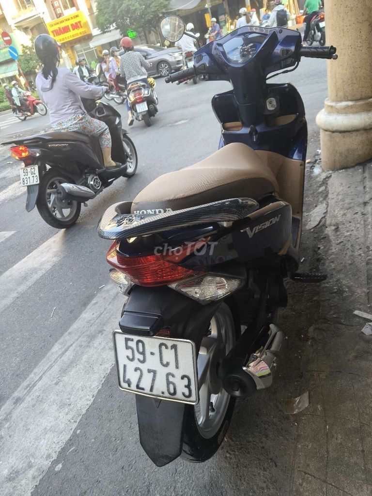 Xe vision 2013. Mua bán Xe máy tại Quận 11 Tp Hồ Chí Minh được đăng bởi Cửa Hàng Bảo Trâm hình 3