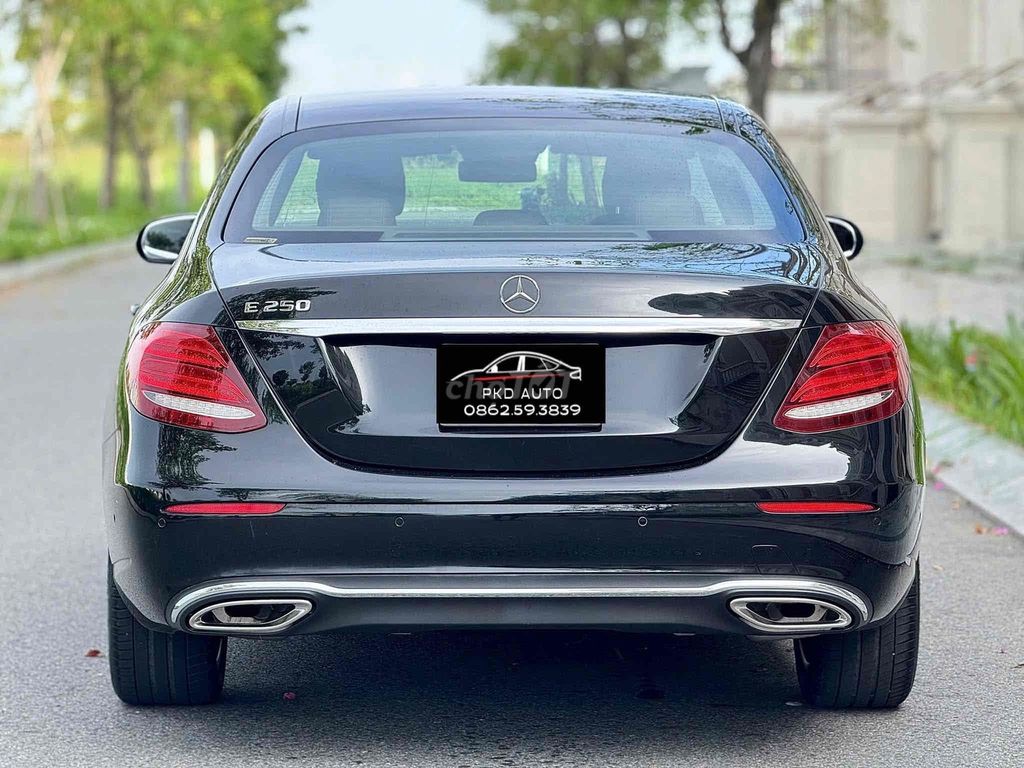 Mercedes-Benz E250 Date 2016 Model 2017 Siêu Lướt. Mua bán Ô tô tại Quận 1 Tp Hồ Chí Minh được đăng bởi PKD AUTO hình 9