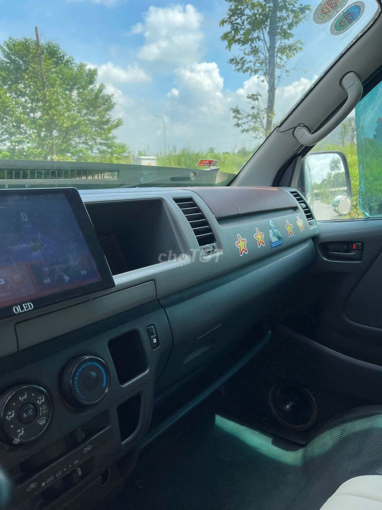 Toyota Hiace 2010 tải van 3 chỗ - 10000 km. Mua bán Ô tô tại Huyện Đông Anh Hà Nội được đăng bởi siêu thị ô tô Nhật Bắc hình 9