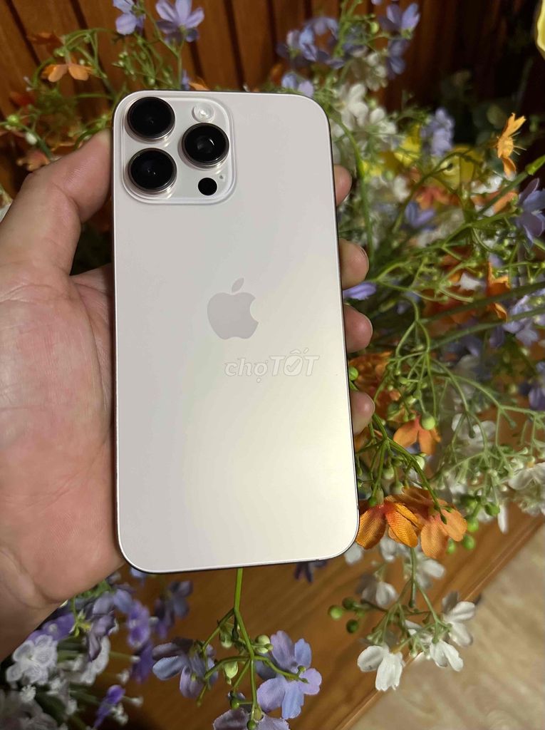 Apple iPhone 16 Pro Max 256GB Vàng Quốc Tế Đẹp 99.. Mua bán Điện thoại tại Thành phố Biên Hòa Đồng Nai được đăng bởi Công hình 1