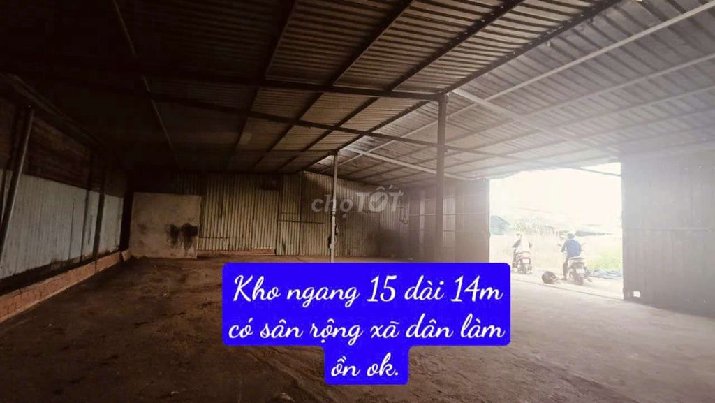 Kho rẻ cho thuê 200m (15×14) . Đường Quách điêu vĩnh lộc A Bình Chánh