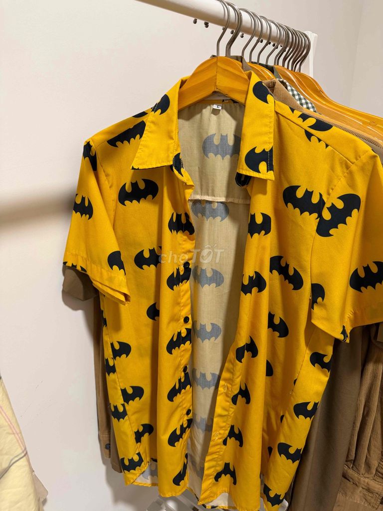 Áo sơ mi Batman tay ngắn. Mua bán Quần áo tại Quận Bình Tân Tp Hồ Chí Minh được đăng bởi Lộc hình 1