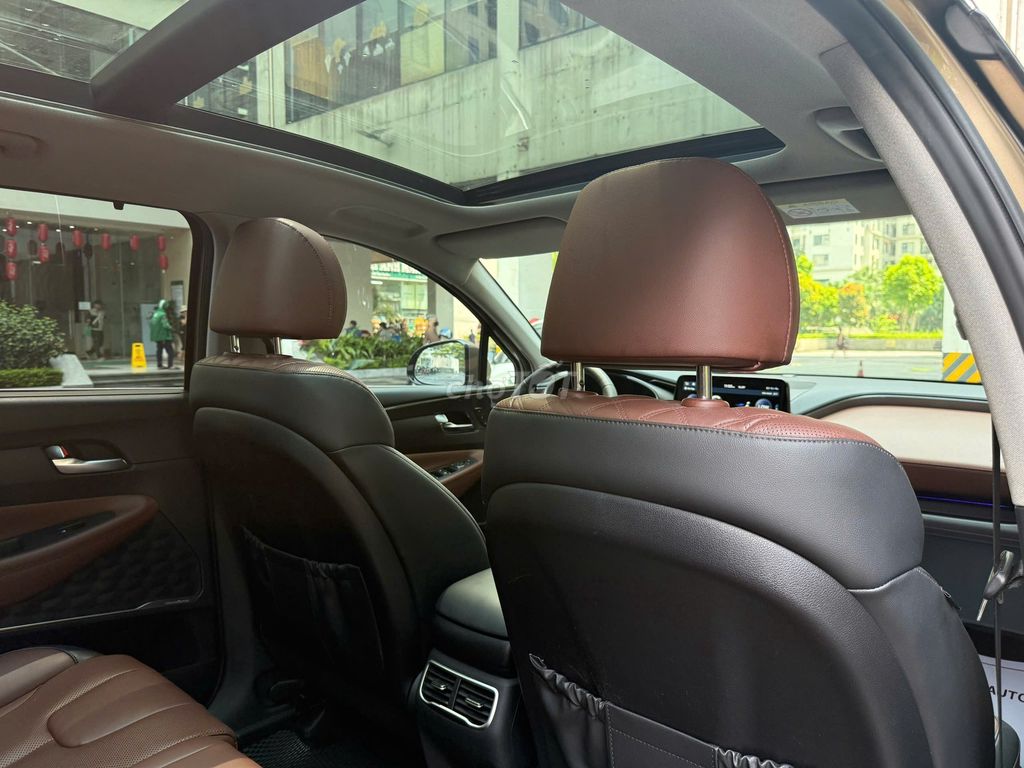 Hyundai Santafe 2.2D Premium 2022 1 chủ odo 7v9km. Mua bán Ô tô tại Quận Bắc Từ Liêm Hà Nội được đăng bởi Mr Cường hình 15